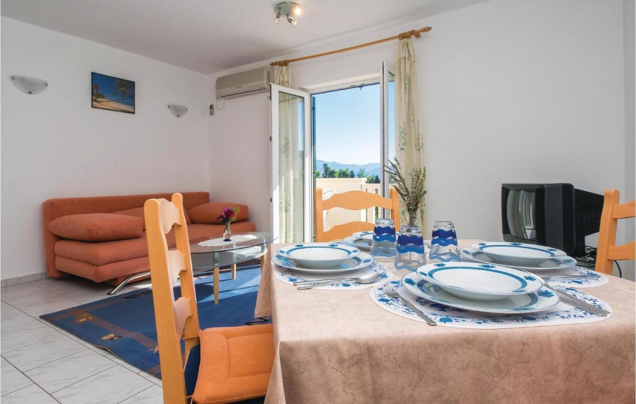 2 Bedroom Amazing Apartment In ซูเปตาร์ ภายนอก รูปภาพ